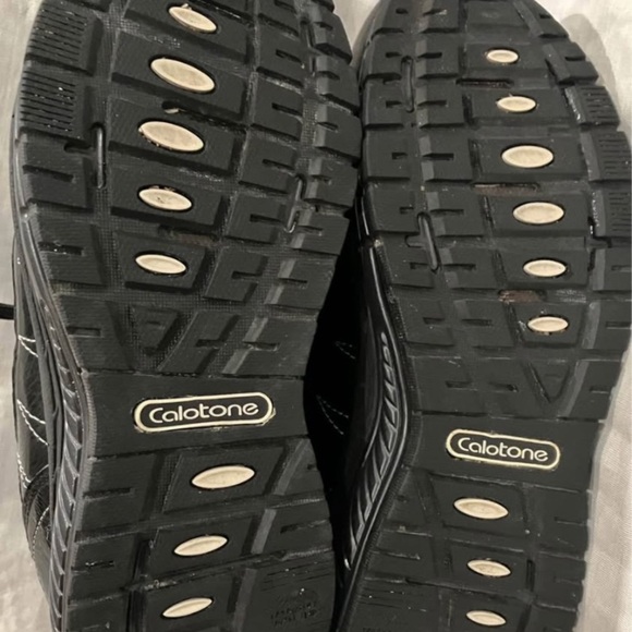 Women’s size 9 wedge walking / kitchen shoe anti-slip - Picture 5 of 10